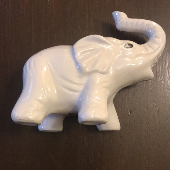 Adorable Ceramic Gray Elephant - Picture 5 of 7